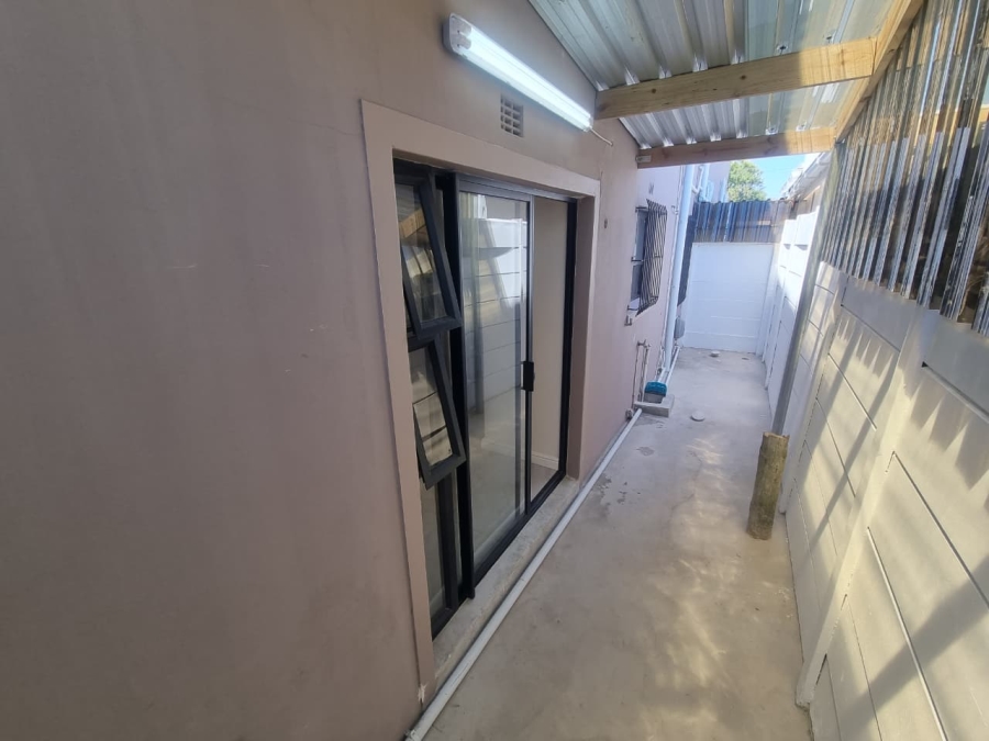 To Let 3 Bedroom Property for Rent in Rondebosch East Western Cape